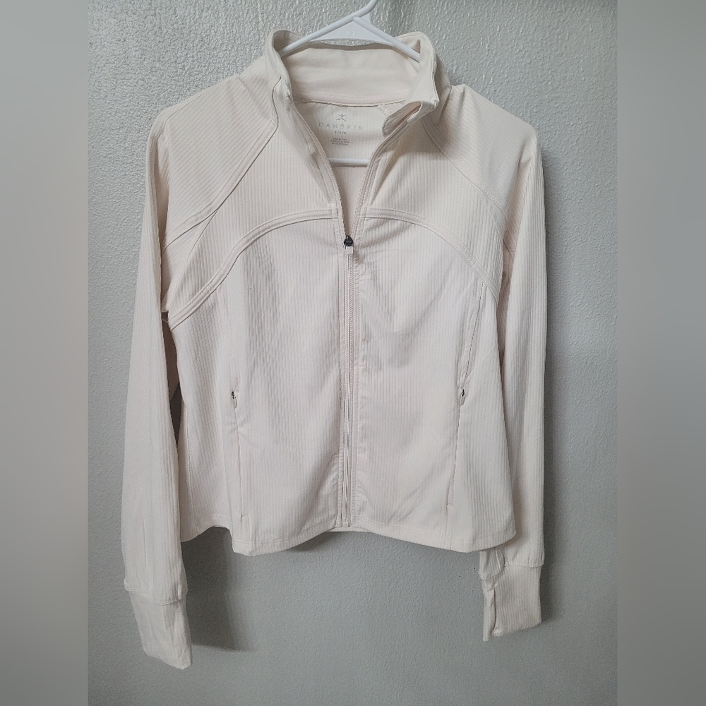 Women's Cream Jacket New Without Tag Size Small